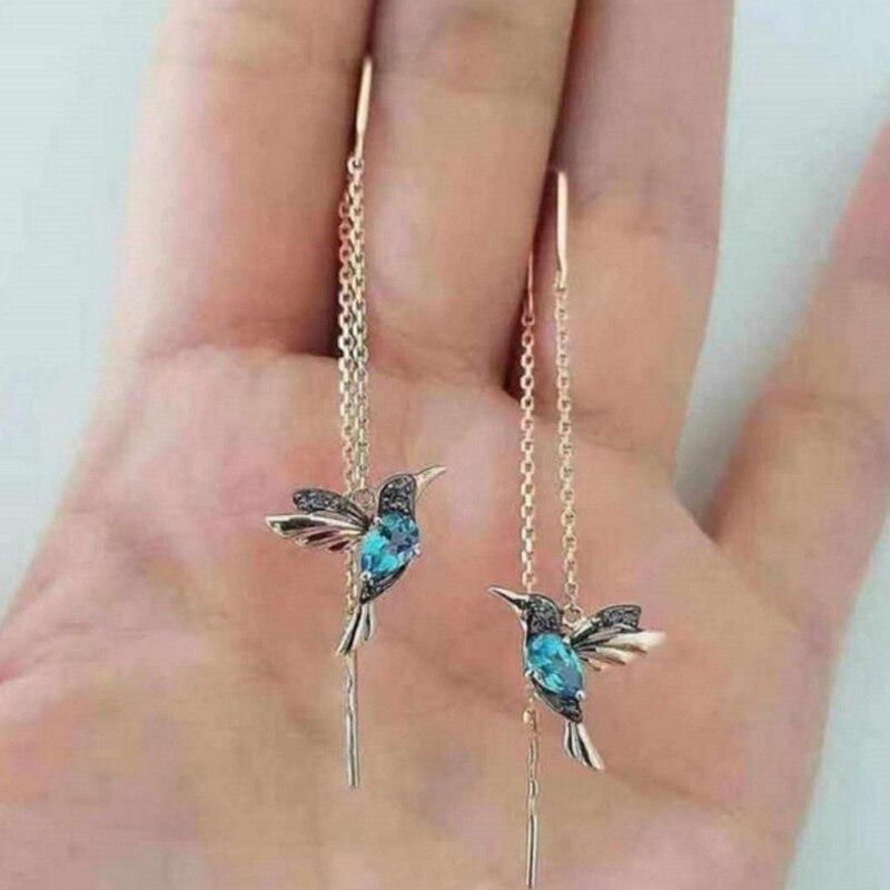 Emailli ve zirkonlu kolibri detaylı küpe